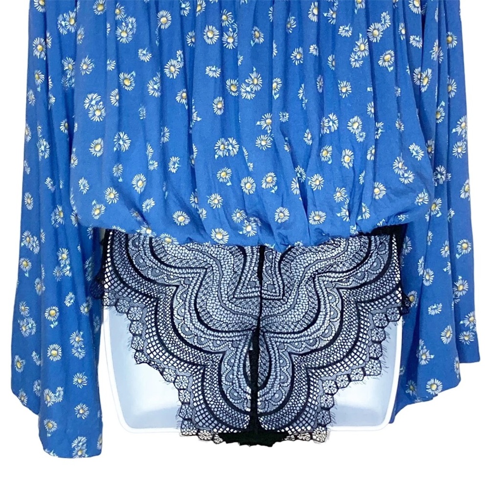 Free People Forties Feels Blue Floral Print Top Bell Sleeve Bodysuit Boho - Picture 3 of 15